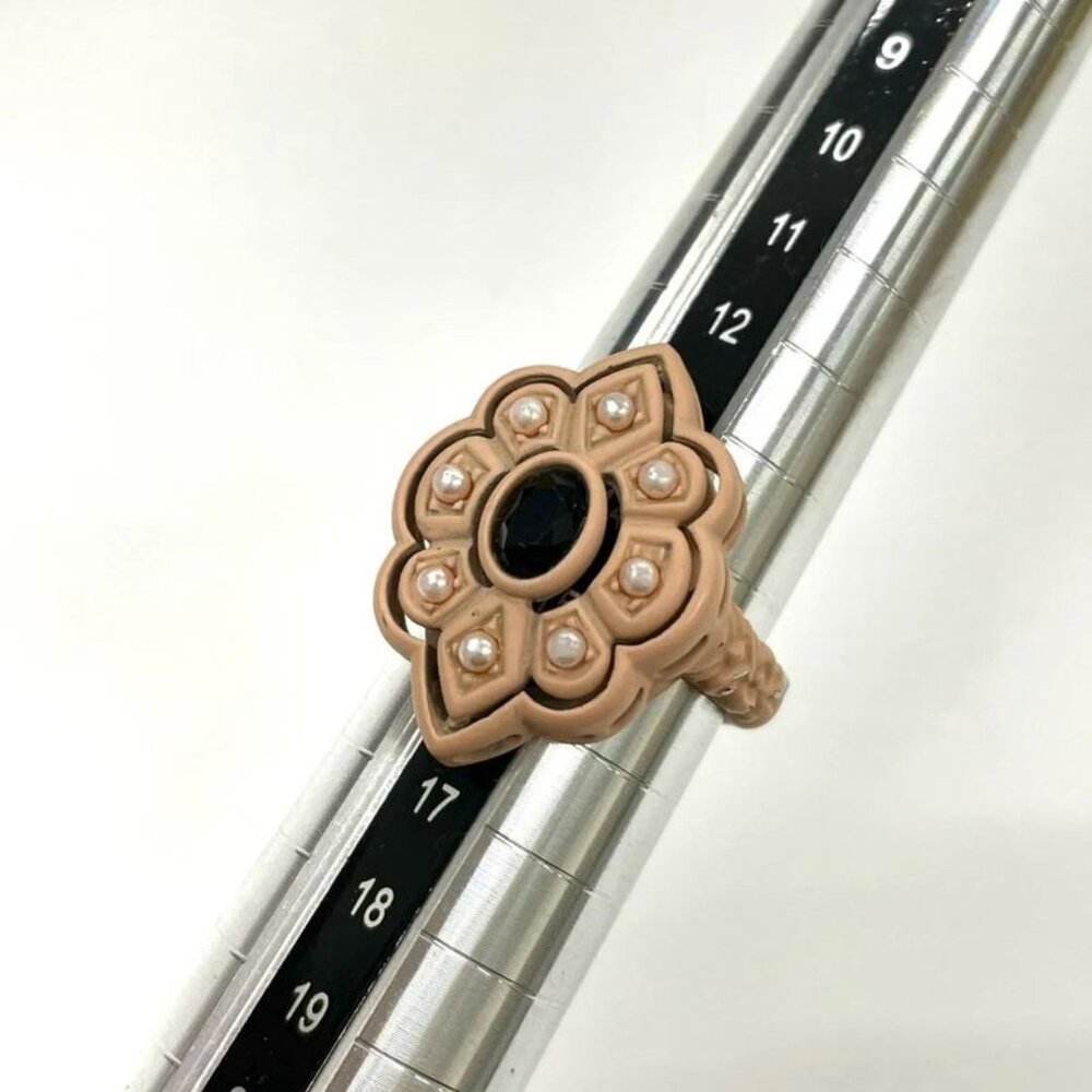 Gucci Michele Period Stone Faux Pearl Flower Ring 14 Ring - Picture 9 of 10